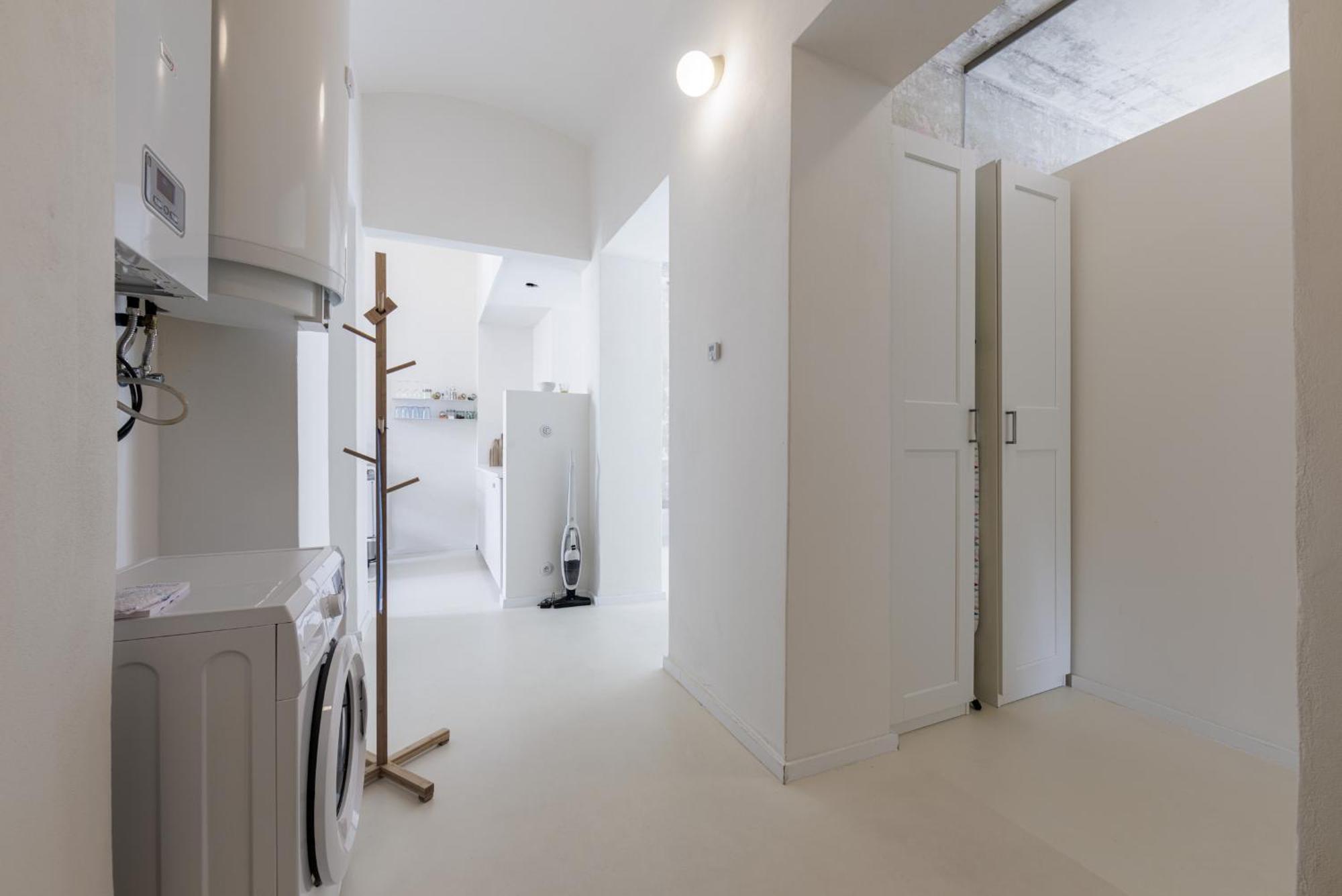 Design Apartment In The Heart Of การ์โลวีวารี ภายนอก รูปภาพ