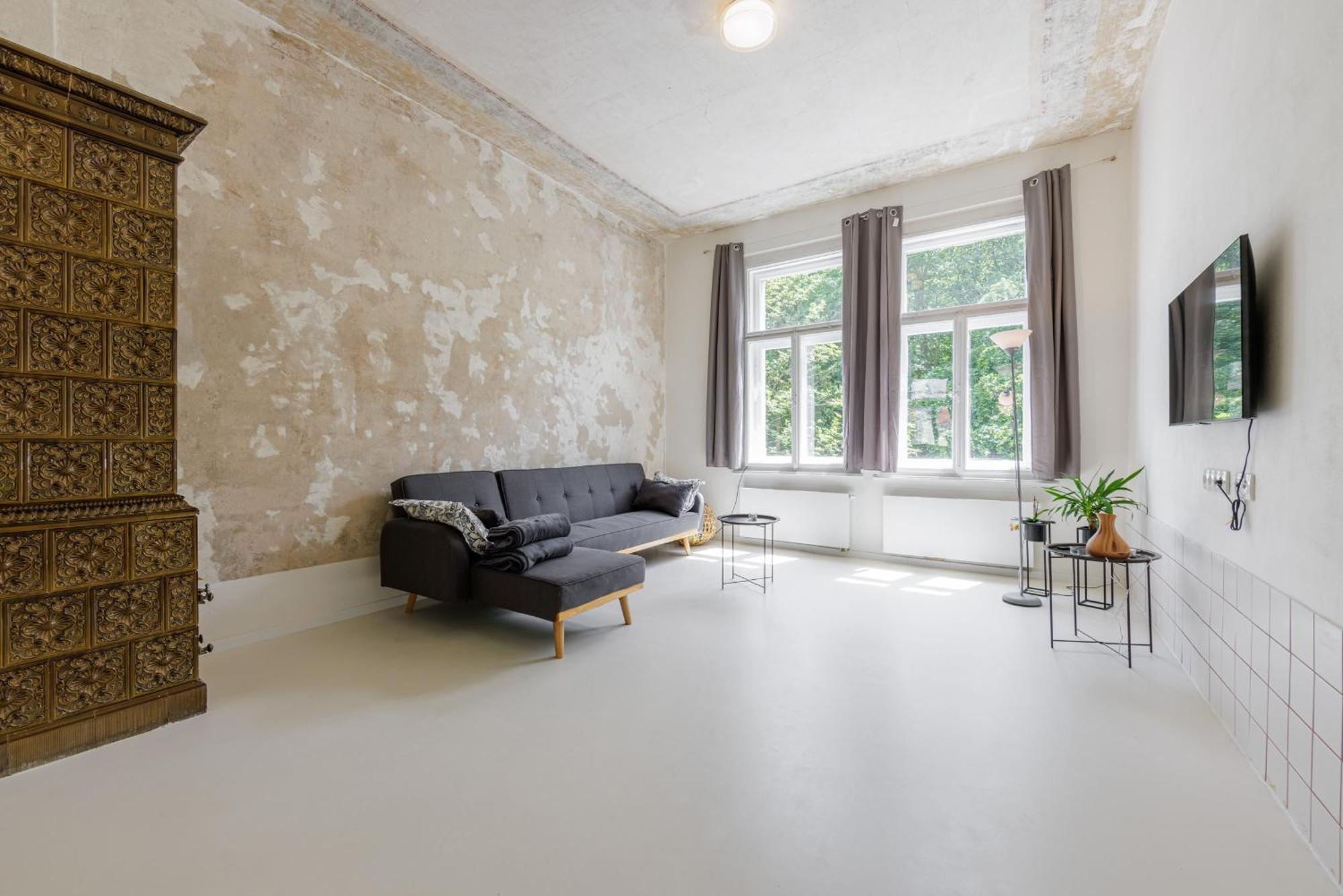 Design Apartment In The Heart Of การ์โลวีวารี ภายนอก รูปภาพ